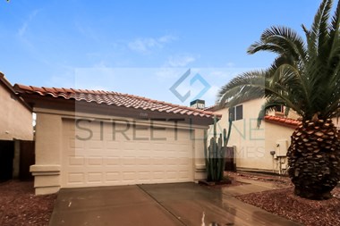 17630 N 47TH Street 3 Beds House for Rent Photo Gallery 1